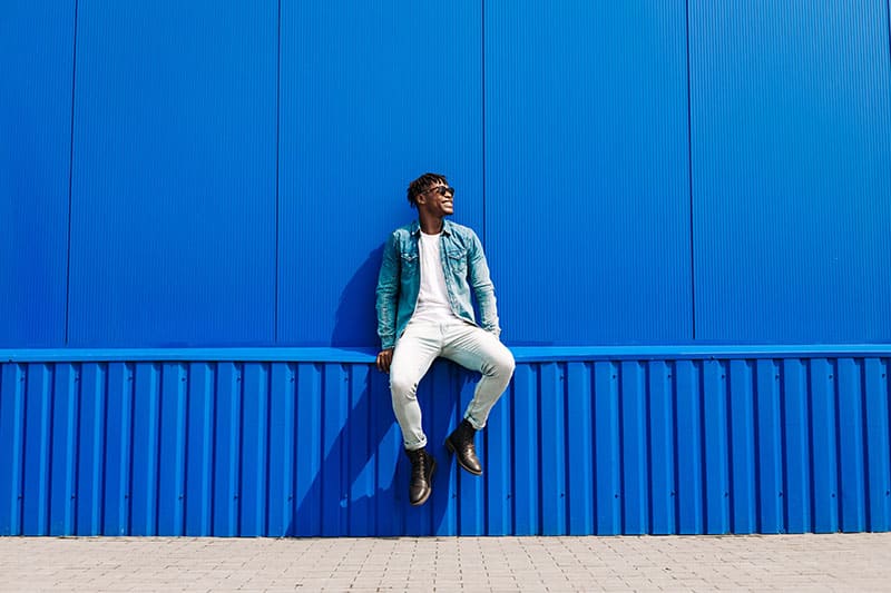 Handsome,African,Male,Fashion,Model,In,Sunglasses,Smiling,And,Posing